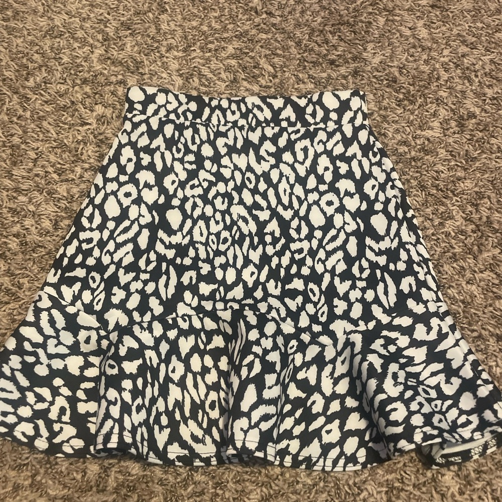 Nasty Gal Detailed Print Skirt